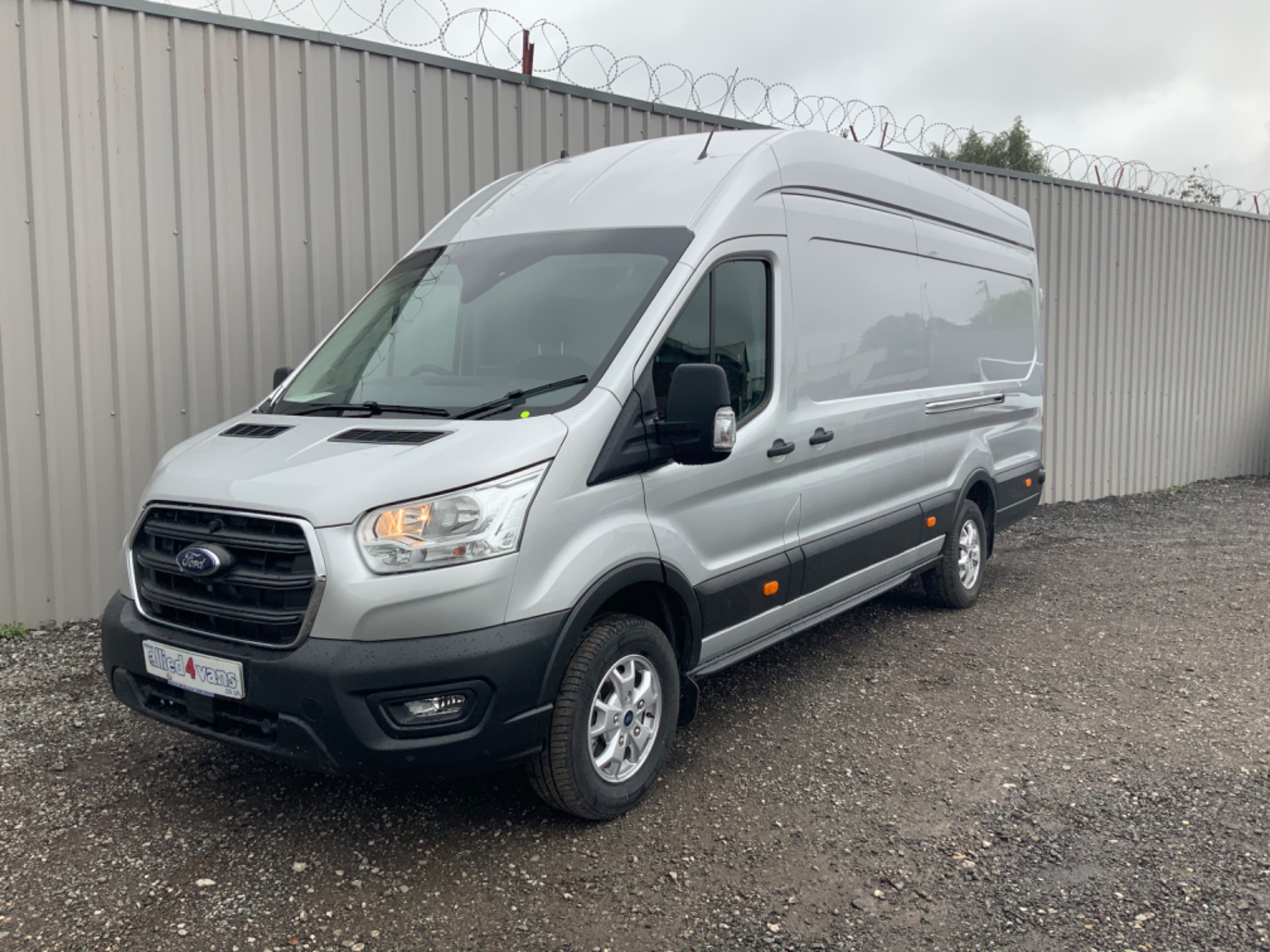 Used FORD TRANSIT 350 170 BHP TREND XLWB JUMBO PANEL VAN ECOBLUE