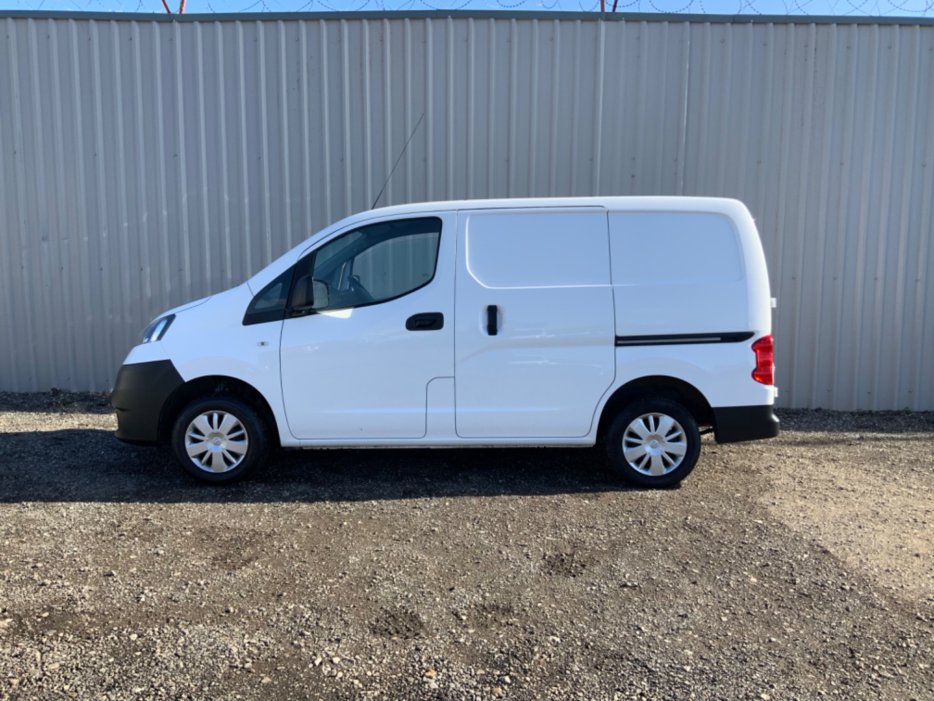 Used NISSAN NV200 1.5 DCI ACENTA ** EURO 6 **, WHITE, 1.5, Panel Van ...