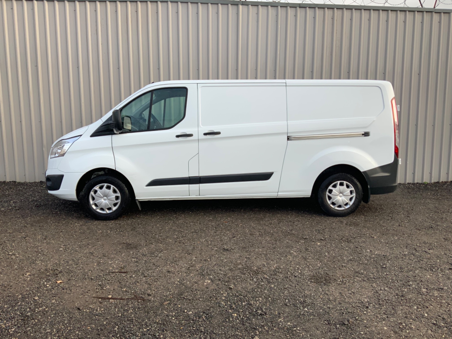 Used FORD TRANSIT CUSTOM 290 2.0 LWB TREND PANEL VAN ., WHITE, 2.0 ...