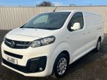 VAUXHALL VIVARO L2H1 2900 1.5 100BHP SPORTIVE ** LONG WHEELBASE ** AC ** NAV ** - 3332 - 3