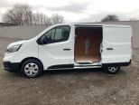 RENAULT TRAFIC 2.0 130BHP DCI SL30 ADVANCE ** AIR CON ** CRUISE CONTROL  - 3340 - 6